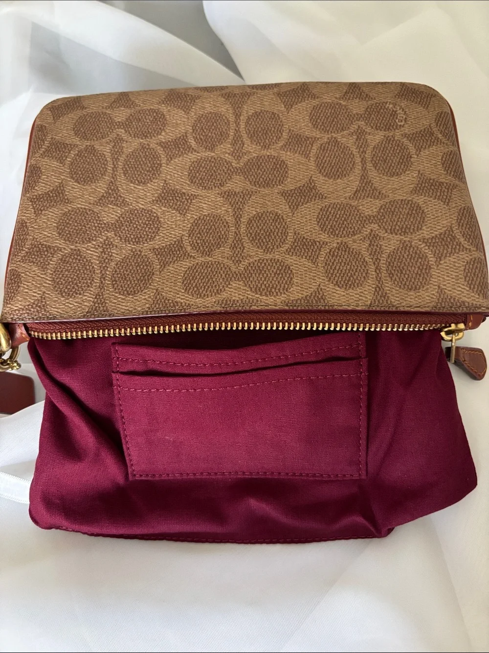 COACH Essential Wristlet